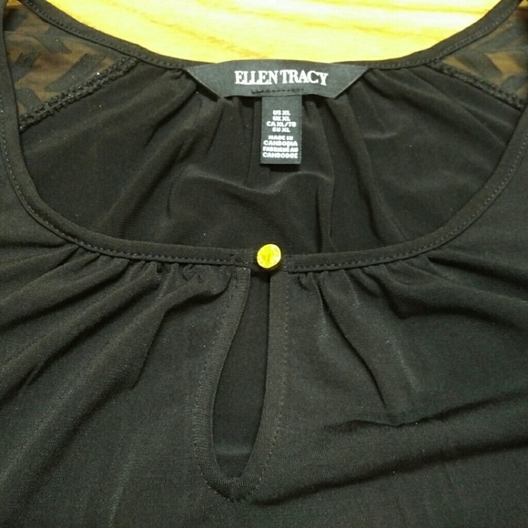Ellen Tracy 3/4 Sleeve Black Keyhole Top NWT - Picture 4 of 8